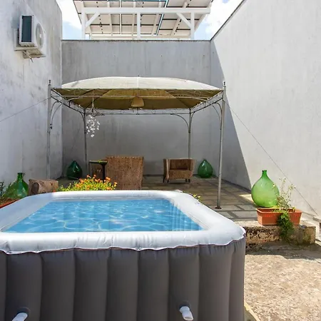 Casa Enea Con Idromassaggio - Apulia