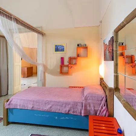 בית נופש Casa Enea Con Idromassaggio - Apulia אוג'נטו
