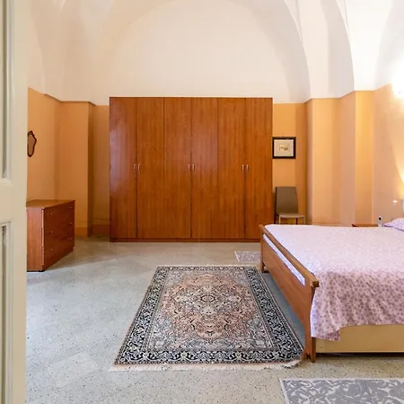 Casa Enea Con Idromassaggio - Apulia * אוג'נטו