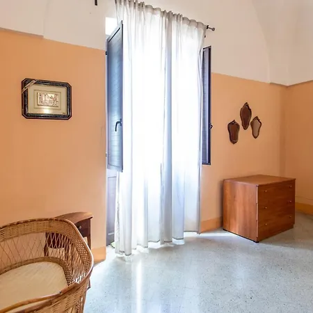 בית נופש Casa Enea Con Idromassaggio - Apulia אוג'נטו